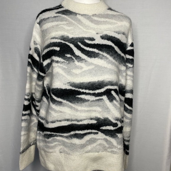 A New Day Grey, Black, Cream Color Sweater Size Small - Picture 1 of 6